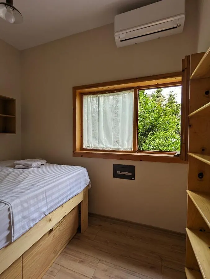 Red Goat Hostel Tirana
