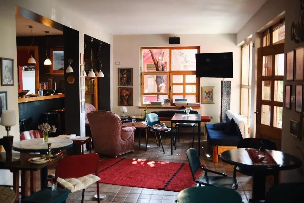 Red Goat Hostel Tirana